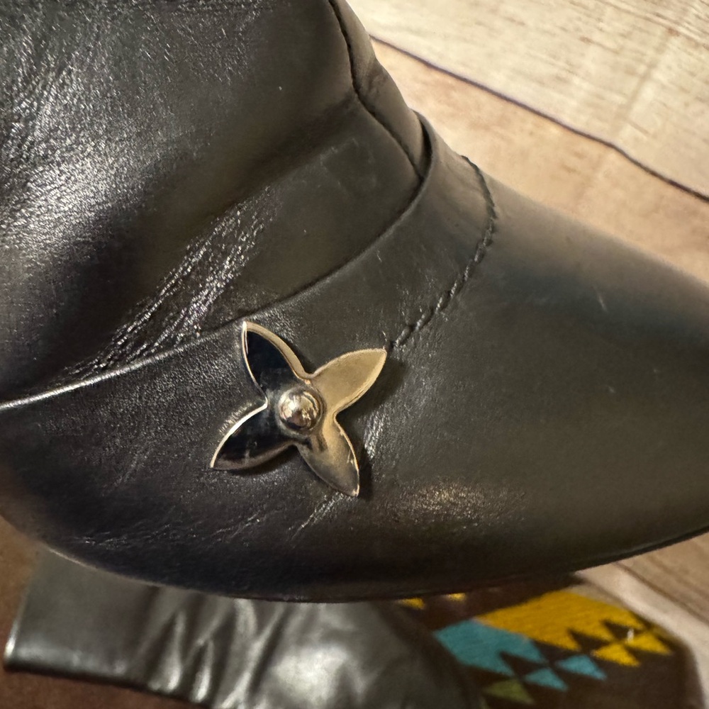 Louis Vuitton Black Leather Zipper Detail Booties Size 39 EU🔥 - Picture 11 of 12